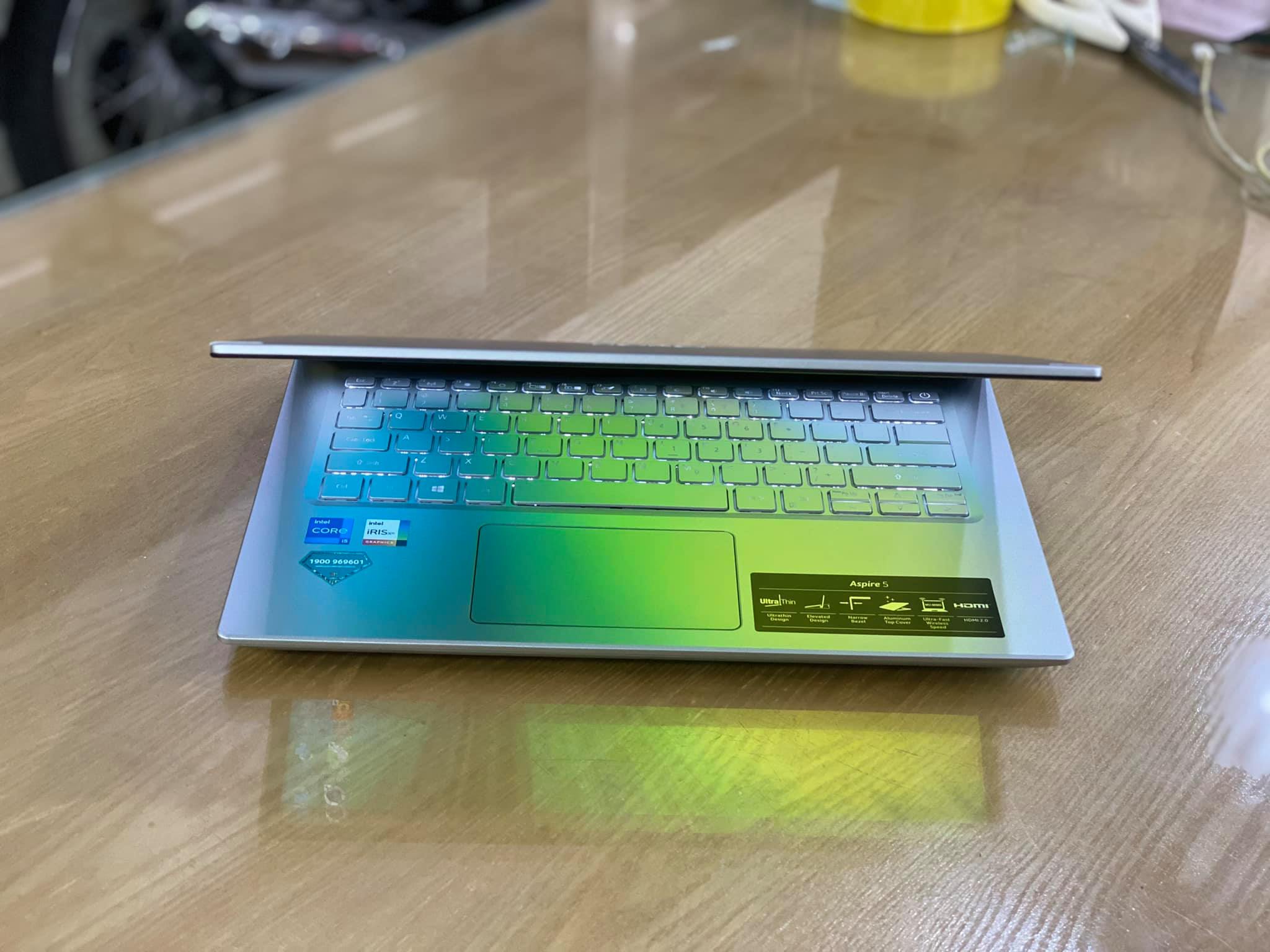 Laptop Acer A541-54-540F -2.jpeg